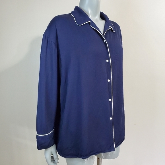 ARITZIA Wilfred "Char" Navy Pajama Top Blouse Size L - Picture 11 of 14